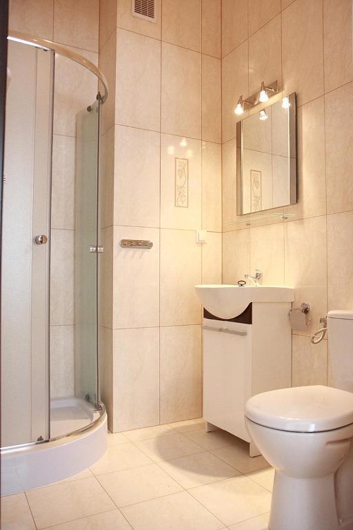 Leo Hostel Познан Стая снимка