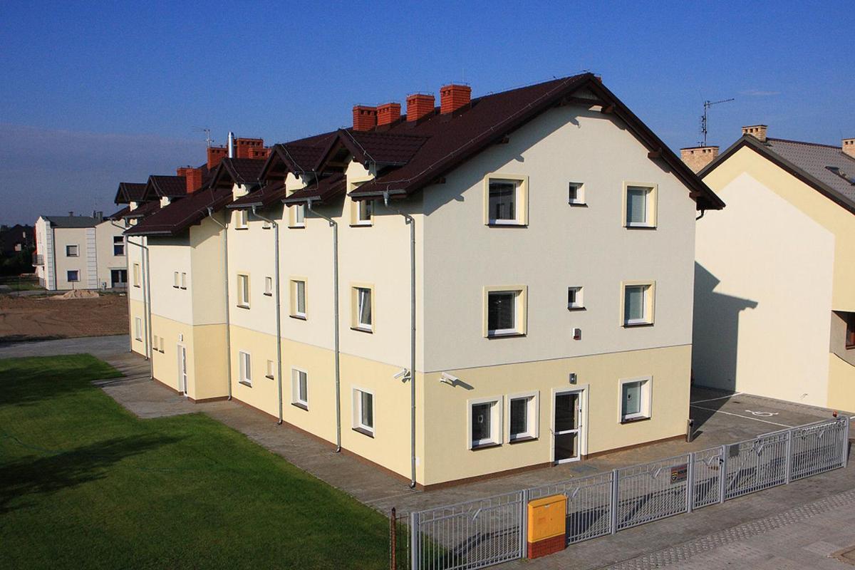 Leo Hostel Познан Екстериор снимка