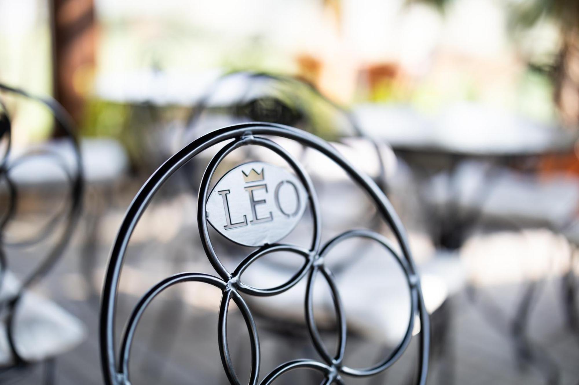 Leo Hostel Познан Екстериор снимка