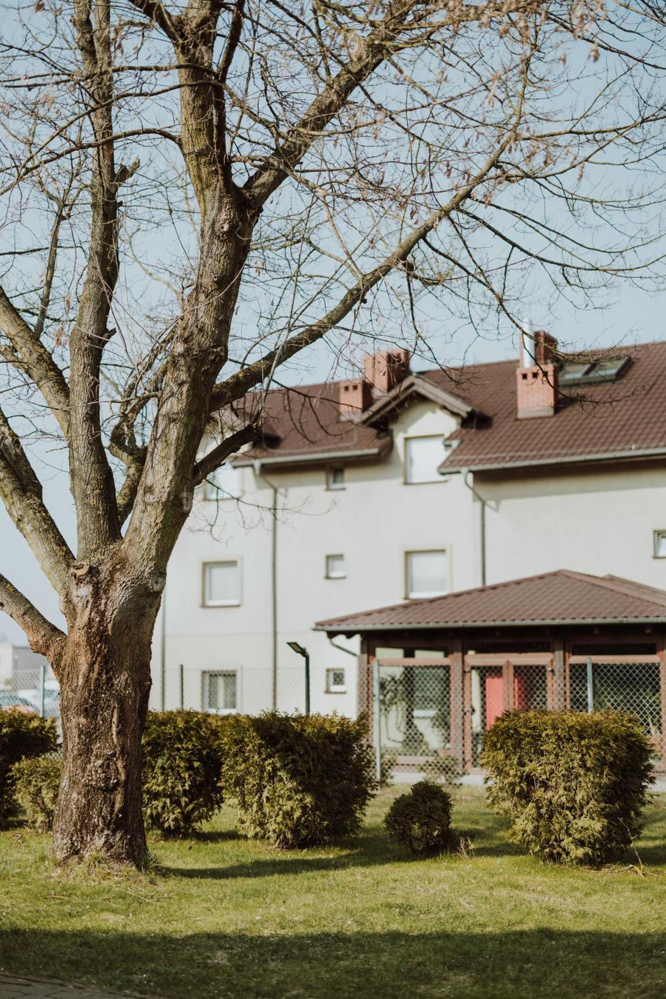 Leo Hostel Познан Екстериор снимка